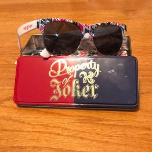Harley Quinn-Suicide Squad-Sunglasses